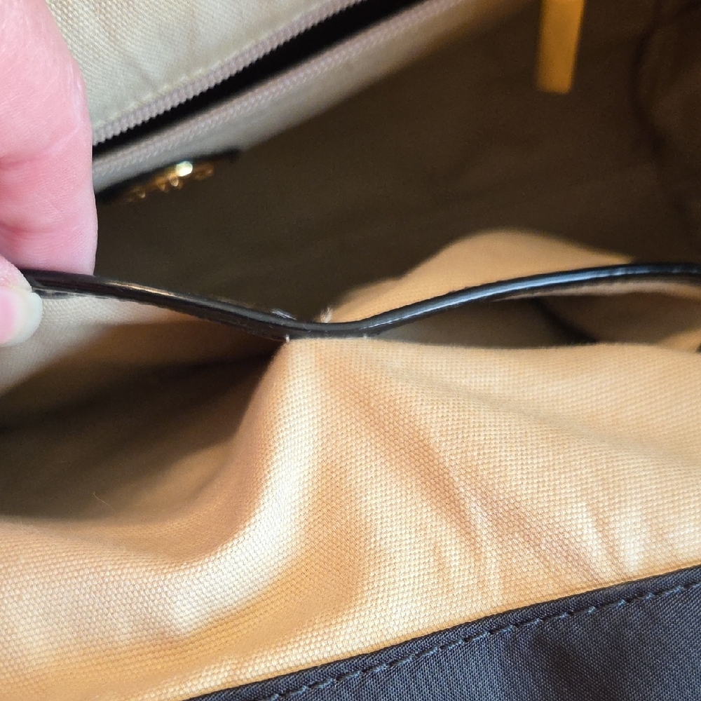 Tory Burch Black Nylon & Patent Tote Bag, Snap Closure, EUC - Picture 14 of 15